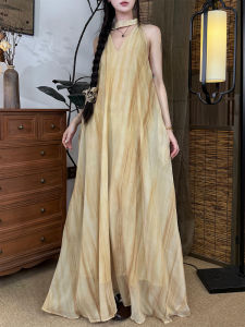 Summer 2025 French Style V-Neck Hanging Neck Dress Womens Popular Long Strapless Dress High Waist A-Line Skirt Polyester Fiber