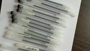 Whosale 100 pcs ballpen set muji style Gel Pens Black Ball Pen with Refills 0.5mm school