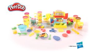 Play-Doh Supermarket Spree Playset with Toy Cash Register 37 Pieces and 10 Cans