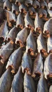 Khô Cá Đù Lớn -Vị Lạt Không Mặn loại 10-14 con Siêu To Khổng Lồ- Đặc Sản Minh Triết