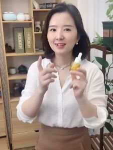 Orchid Essential Oil / Pandas Beauty Orchid Oil Time Condensing Magnolia Flower Orchid Face Oil / Orchid Face Treatment Oil 30ml SG Ready Stock