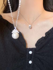 Crown Pearl Necklace Womens Accessory Clavicle Chain Pendant Necklace High-End Sensation Lightweight Luxury Small Audience Neck Chain