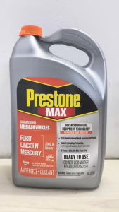 Nước làm mát động cơ màu CAM PRESTONE MAX American - can 3.78L