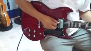 Future กีต้าร์ไฟฟ้า ทรง SG Electric Guitar SG รุ่น CLG-24 ฟรีกระเป๋า + ปิ๊ก 3 อัน + สายแจ็ค + ประแจ