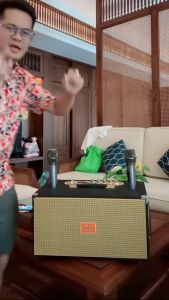 Loa karaoke Xách Tay BOX VB8888 PRO8 Đường Tiếng 2 Bass Đôi 16.5cm2 loa Trung 2 Loa Treble Công Suất Khủng  Kèm 2 Micro Cao Cấp Âm Trầm Cực Mạnh Và Âm Thanh Sáng Tách Biệt Đến Từng Nốt NhạcChất Lượng Hoàn Hảo.