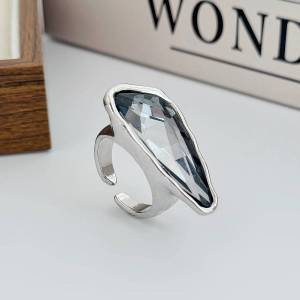 KunJoe 3 Colors Trendy Acrylic Rhinestone Triangle Open Rings for Women Simple Geometric Irregular Adjustable Knuckle Ring Party