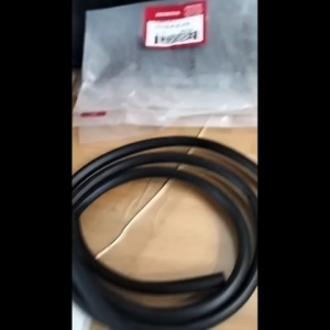 ORIMOTO-KARET JOK RUBBER SEAL ADV PCX 160 HONDA 77115-K1Z-J10 ORIGINAL