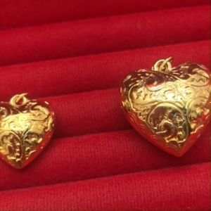 จี้ทองรูปหัวใจตัดลาย ขนาดเล็กใหญ่ ชุบทอง จี้แฟชั่น ใส่กับสร้อยได้หลายแบบ จี้ห้อยคอ ดีไซน์เรียบหรู พร้อมส่ง
