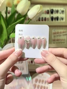 [เล็บปลอม 3 มิติ] ชุดเล็บปลอม อินเทรนด์ พร้อมของขวัญ มีให้เลือกหลายแบบ 24 ชิ้น[MY017]