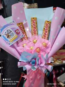 Bucket Silverqueen en Chocolate Balls