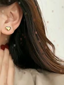 Anting Titanium Wanita Love Tusuk Terbaru Anting Titanium Hati Anti Karat Tidak Luntur