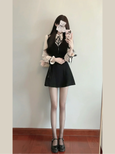 Elegant Long Sleeve Short Dress Womens Early Autumn 2025 New High Waist Slimming College Style French A-Line Skirt Dress
