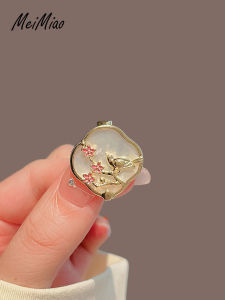 Natural Abalone Happy Crow Plum Blossom Brooch Pin Womens High-End Suit Cheongsam Decoration Pearl Mother of Pearl Fashion Accessory