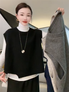 Casual Knitted Vest Womens round Neck Sleeveless Top Age-defying Irregular Design Commute Style Solid Color Splicing Fabric