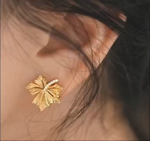 Viviann Original s925 Silver Needle Maple Leaf Earrings Premium Vintage Earrings Exquisite Maple Leaf Amulet Fashion Stud Earrings Classic Simple Earrings For Women Jewelry Party Gifts