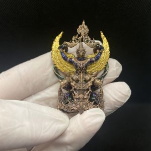 พญาครุฑสูบรณราชา ขนาดห้อยคอ 5 เซนติเมตร องค์ตั้งได้ พร้อมเช่าบูชา