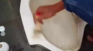 Pembersih Kerak Keramik Kamar Mandi Toilet WC Kloset 100% Terampuh Garansi Uang Kembali