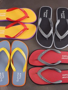 Outdoor Slip-On Mens Sandals Breathable Anti-Slip Garden Flats Trendy Beach Shoes Summer Casual Flat Heel PVC Upper