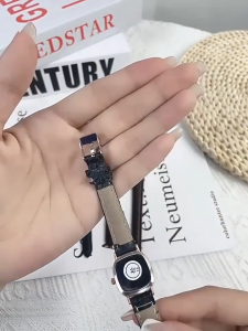 Square Women Watch Simple Small Dial Student Watches Vintage Belt Quartz Wrist Watch