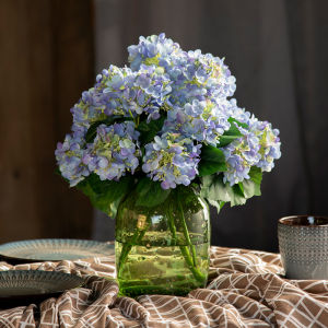 High-End Artificial Flowers Bedroom Dining Table Living Room Decorative Tabletop Arrangement Silk Flower Bouquet Holder