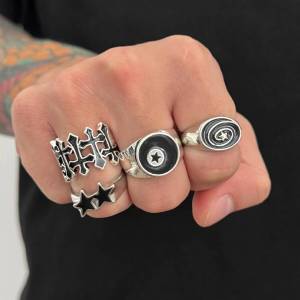 Salircon 6Pcs/Set Punk Black Pentagram Star Rings for Women Men Punk HipHop Silver Color Geometric Thick Finger Ring Y2K Jewelry