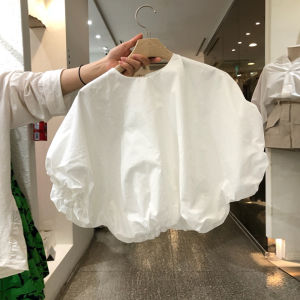 เสื้อเชิ้ตแขนสั้นทรงหลวมสไตล์เกาหลีสำหรับผู้หญิง คอลเลกชั่นฤดูร้อนปี 2025 ทรงเข้ารูป ดีไซน์เก๋ไก๋ เสื้อเชิ้ตคอโปโล