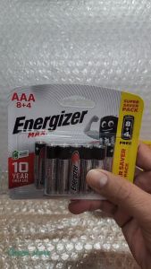 Vỉ 12 viên pin đũa AAA 1.5V Energizer MAX Singaporeg dùng cho máy đo huyết áp remote đồ chơi