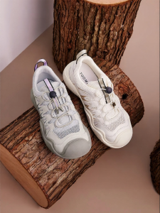 Toomanyshoes | New Valley Drifting Outdoor Platform White Sneakers