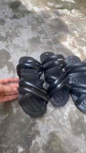 (ĐẾ DÀY TRÊN 2CM)Dép cao su nam.nữ dép lốp râu bác hồ thiết kế 5 quai truyền thống trống trơn