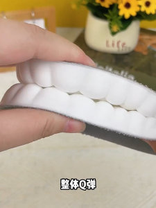 สัมผัสอุจจาระ เมฆ พื้นรองเท้า ผู้ชาย ผู้หญิง กลิ่น การดูดซับ เหงื่อ ระบายอากาศ กระสุนสูง กีฬา การดูดซับแรงกระแทก ป้องกันความเจ็บปวด ไม่เหนื่อย เท้า ซูเปอร์ซอฟท์ ลาเท็กซ์