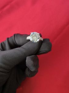 Tentang Diamcity Jewelry Flagship Store