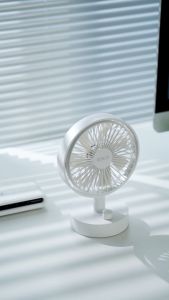 ROBOT Kipas RT-BF18S White Mini Portable Fan - Garansi Resmi 1 Tahun