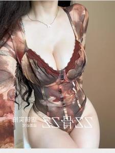 เสื้อชุดเดรสแขนยาวคอวีลายพิมพ์ลายสไตล์เกาหลีสำหรับผู้หญิงไซส์ใหญ่ในฤดูร้อน เสื้อชั้นในทรงเข้ารูปเอวสูง ผ้าโพลีเอสเตอร์