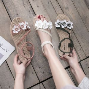 Fashionable Flat Sandals for Women Size 35-43 with Soft Floral Design and Square Heel Ideal for Summer Beach Wear