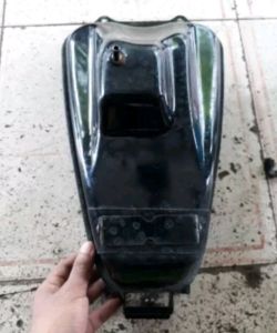 Tengki Tangki bensin Satria Fu karbu original copotan siap pakai