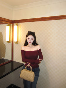 GUZILIAN | Design Sense Fake Two-Piece Square Neck Long Sleeve T-Shirt Slimming Underwear