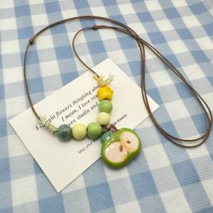 Jingdezhen Ceramic Sweet Apple Fresh Dopaamine Bead Necklace White Clavicle Highlighting Elegant Gift Fashion Jewelry