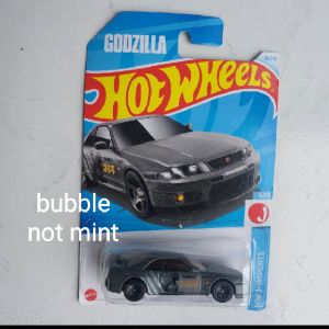 Diecast Hot Wheels Godzilla Nissan Skyline GTR ( J Imports )