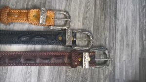 สายเข็มขัด หนังจระเข้ ยาวตลอดเส้น ถักขอบ มากับหัวชุด สีน้ำตาลเม็ดมะขาม กับหัวข้อ: