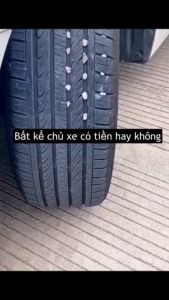 [HCM] Dụng cụ móc đá lốp xe ô tô đa chức năng tiện dụng -TyHome