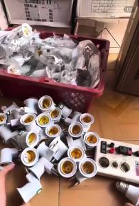 Đui đèn cắm tường E27 COMBO 2cđui đèn có công tắc và phích cắm trực tiếpđuôi đèn E27chuôi đèn xoayđui bóng đèn E27đui đèn xoáy renổ cắm điện đui E27đui liền chân cắmchuôi đèn trònchuôi đèn E27đui đèn gắn ốp tườngđui xoáyđui đứngđui thả chống