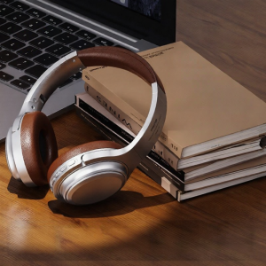 WOMINGTE | Aesthetic Retro Over-ear Wireless Gaming Headphones