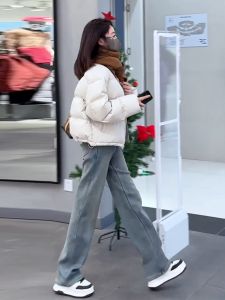 Womens Short Puffer Jacket Bread Style Thickened Loose Fit Winter Coat Korean Version White Duck down 2023 Winter New Arrival