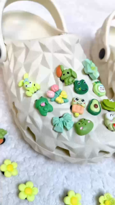 BỘ 10 Charm Sticker Jitbitz gắn dép (Đã có nút gắn dép) - Mẫu giao ngẫu nhiên