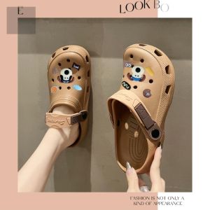 LEAShop พิกัดของดีทางนี้เลยจ้า รองเท้าหัวโตแฟชั่นสำหรับผู้หญิง ใครสายหัวโตแนะนำรุ่นนี้เลย งานน่ารักมาก มีให้เลือกหลายสี แถมฟรีตัวติด ราคาน้องพิเศษมาก ใครไม่อยากพลาดรีบเลยจ้า