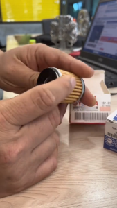 ไส้กรอง SUZUKI แท้ สำหรับ Jelato125 Raider150FI Skydrive125 Step125 กรองSMASH กรองเครื่องSUZUKI