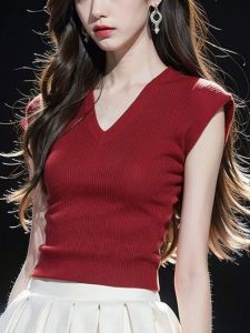 Korean Style Red V-Neck Knitted Sleeveless T-Shirt Womens Summer New Fashion Elegant Versatile Top Commute Simple Straight Cut