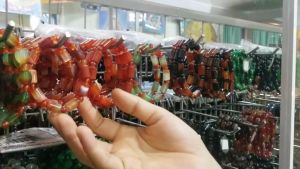 [HCM]Vòng tay lắc mã não trụ bông 8ly