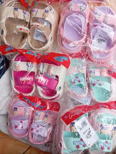 sandal labubu anak usia 1-tahun