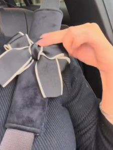 Seat Belt Shoulder Cover Cartoon Cute Car Decoration Supplies Set Interior Female seat belt cover cute car seat belt Bow tie seat belt cover